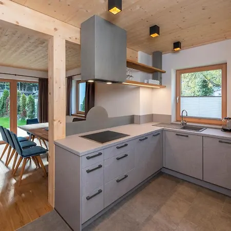 Griena Naturchalets **** مايرهوفن