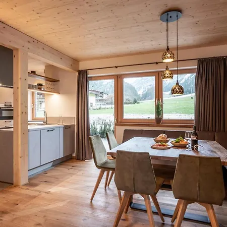 Griena Naturchalets **** Horská chata Mayrhofen