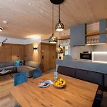 Griena Naturchalets **** シャレー マイヤーホーフェン