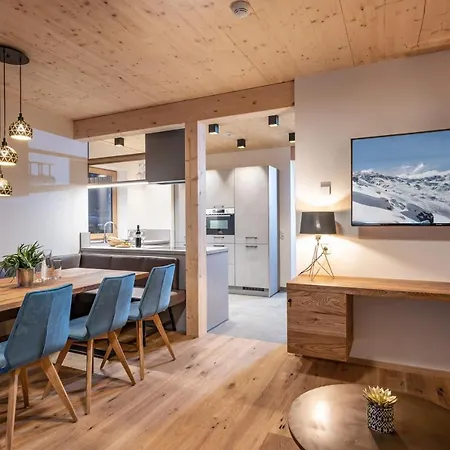 Griena Naturchalets **** * Майрхофен